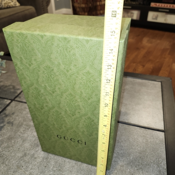 Gucci Box - Picture 7 of 10